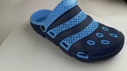 Hochwertige flache Herren-Sandalen, Strand- und Wasserschuhe